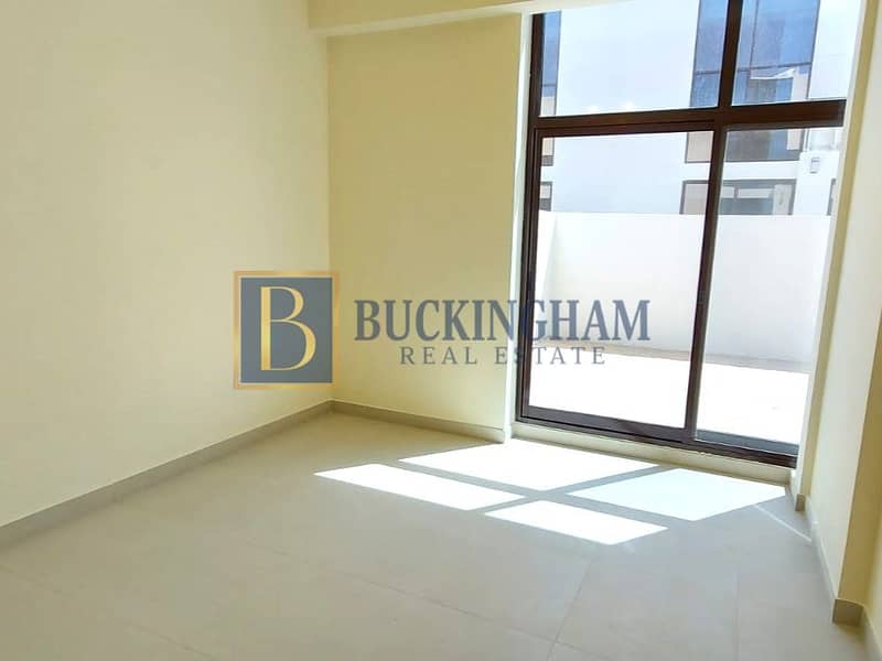 Spacious 3BR+Maids | Near Entrance | Rented