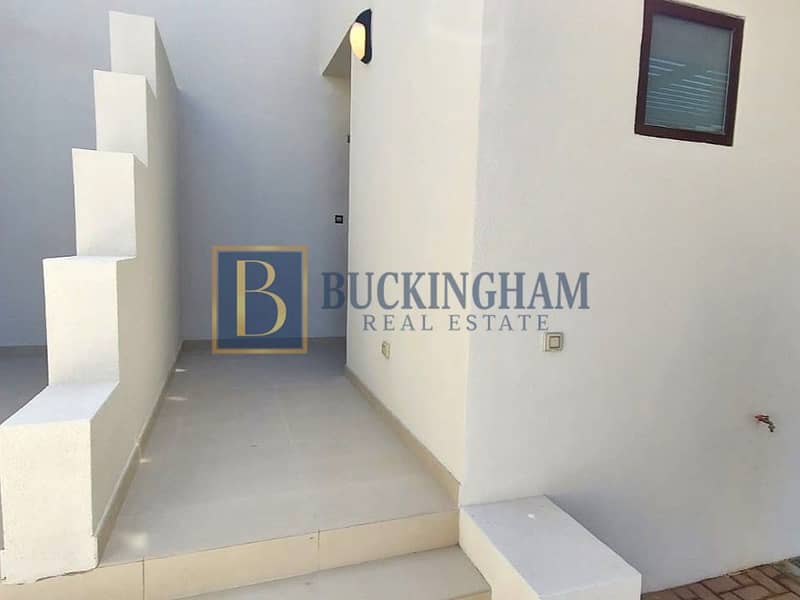 Spacious 3BR+Maids | Near Entrance | Rented - Image 19