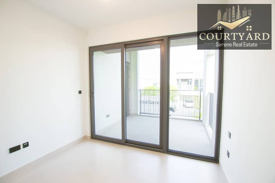 4BR+maids | Single row | Amenities Proximity