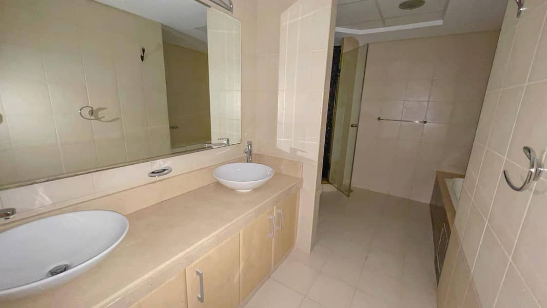 Exclusive 2BR Apartment | Sea & Burj Al Arab Views | Palm Jumeirah. - Image 9