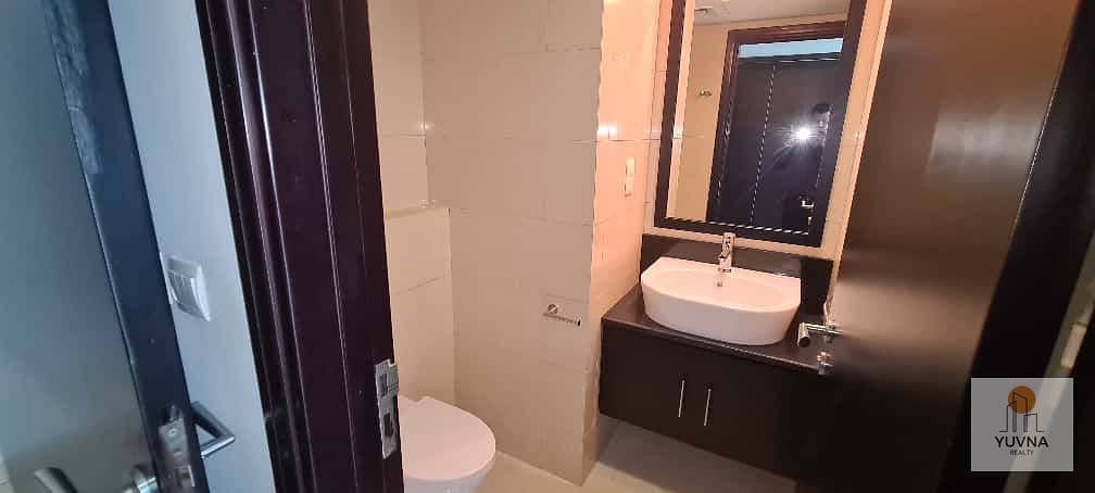 SPACIOUS 3 BEDROOM I PRIME LOCATION I HIGH FLOOR - Image 14