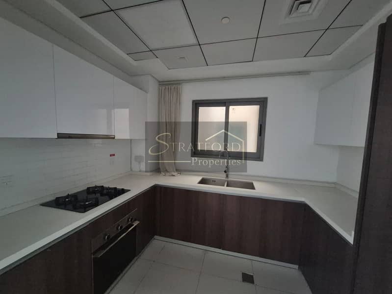 Spacious 1 Bedroom | Vacant | Premium Location