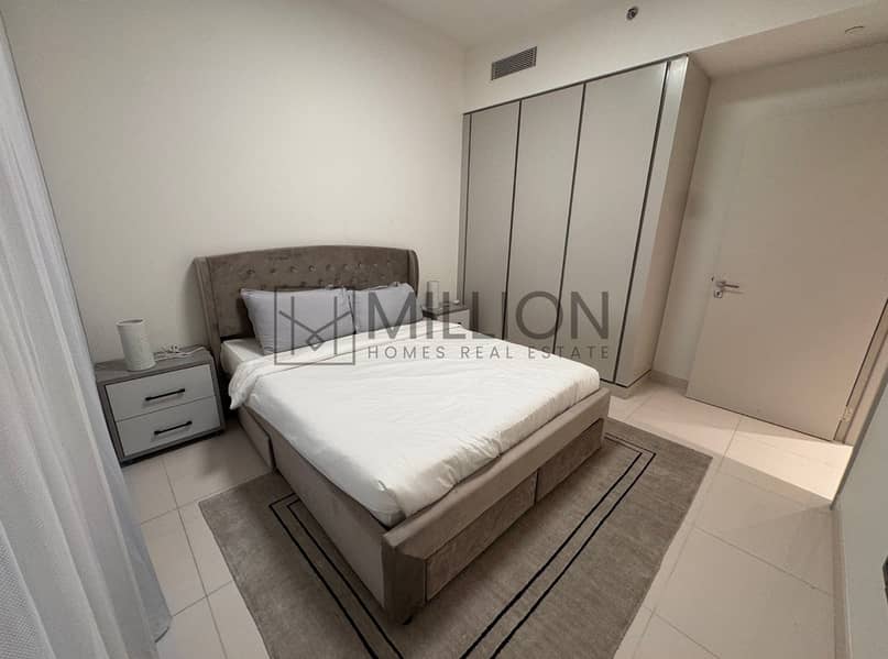 Beachfront 2BR Apartment with Stunning Views