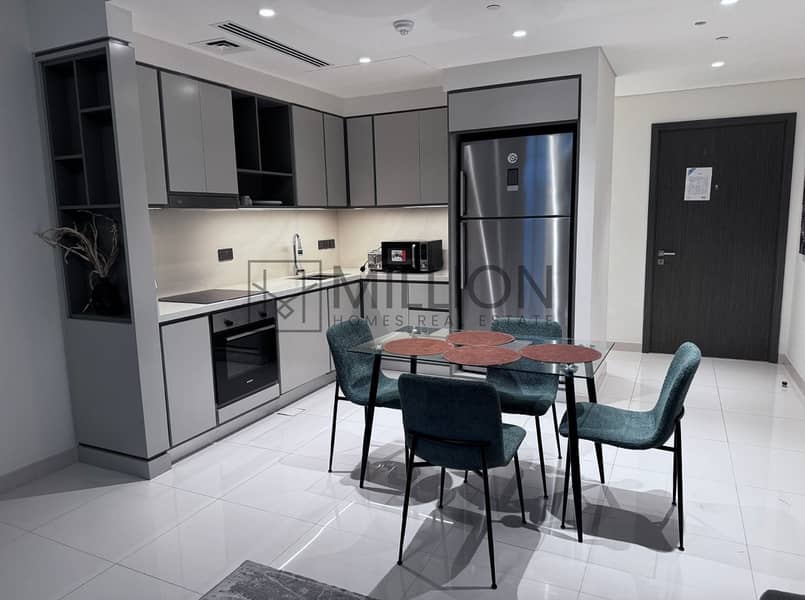 Beachfront 2BR Apartment with Stunning Views