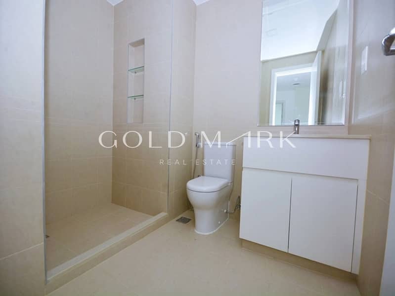 Close to Amenities | Single Row | Vacant - Image 11