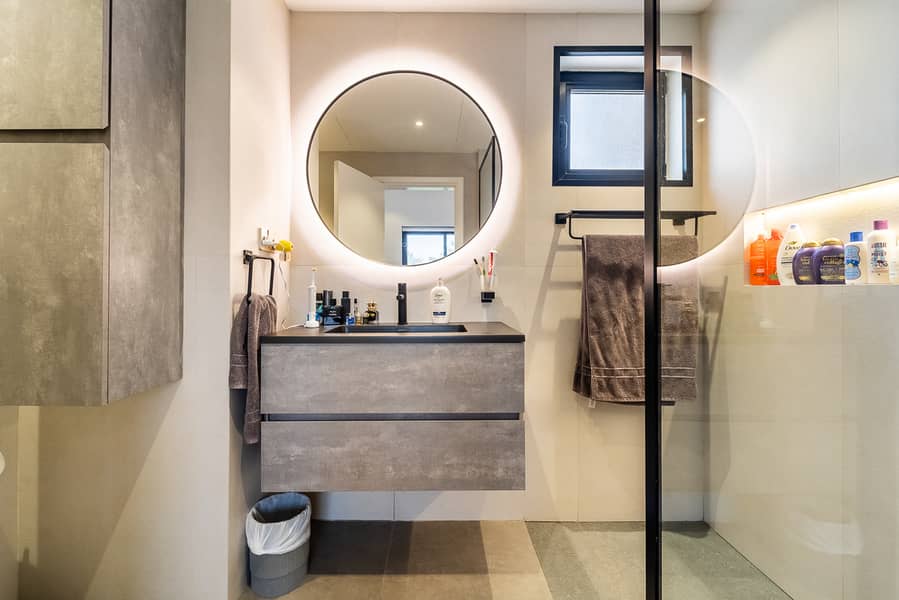 Fully Upgraded Family Villa | Nice Location