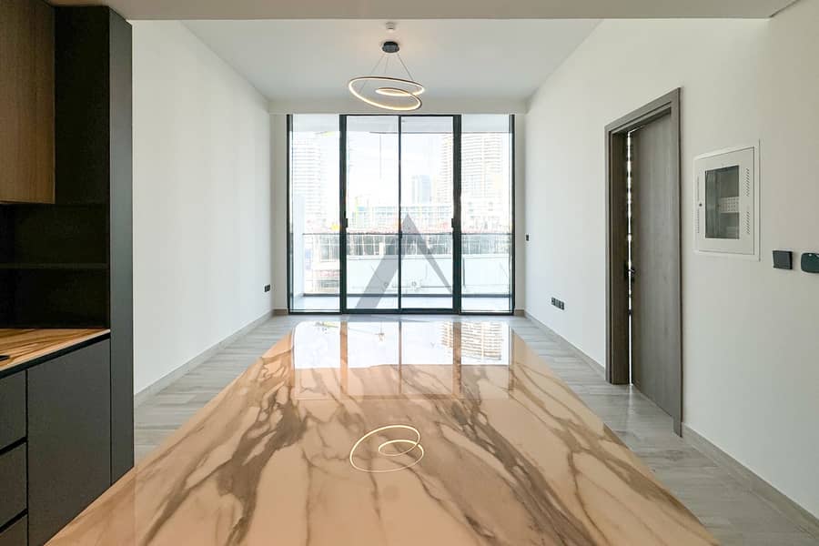 Spacious 1 BR | Ready to Move | 3 Cheques