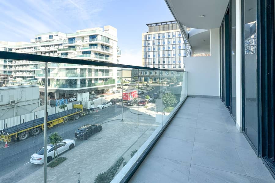 Spacious 1 BR | Ready to Move | 3 Cheques - Image 12