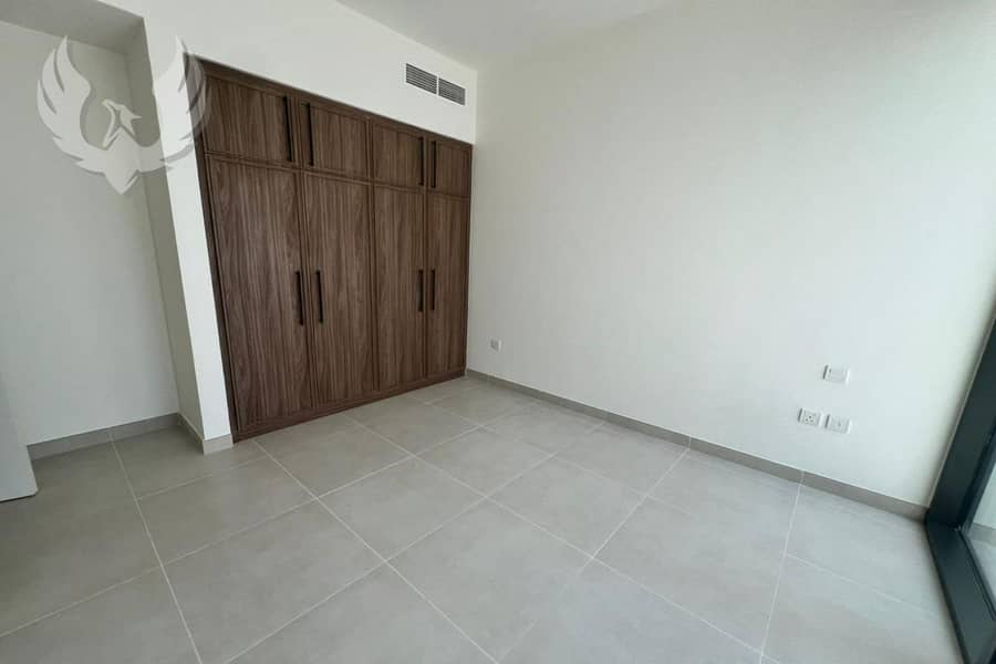 VACANT | INTERNAL FACING UNIT | EXCLUSIVE - Image 11