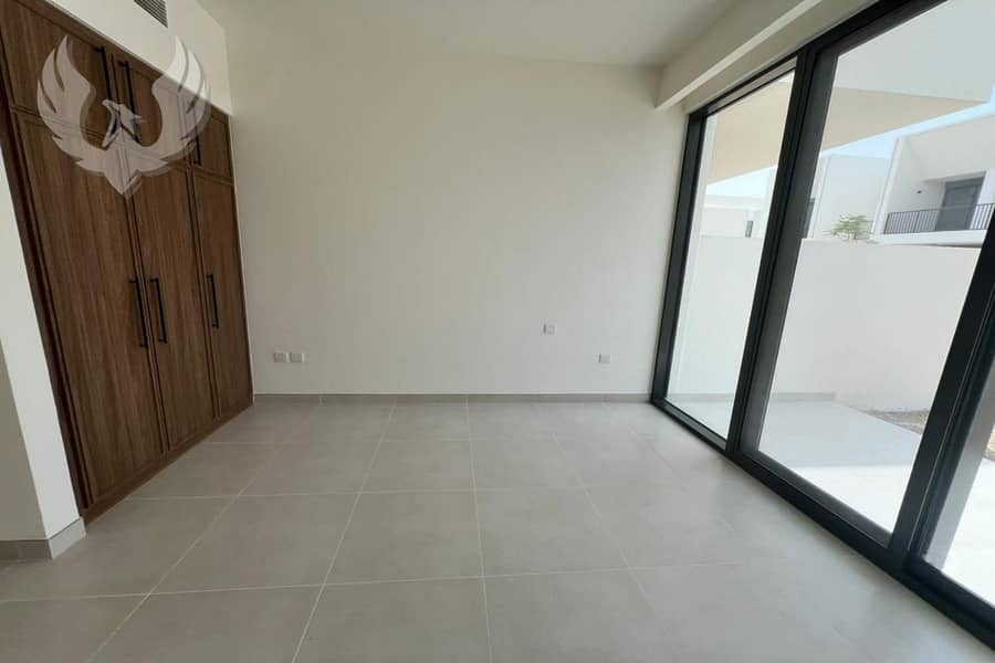 VACANT | INTERNAL FACING UNIT | EXCLUSIVE - Image 18