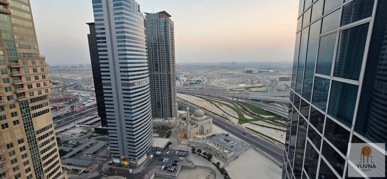 SPACIOUS 3 BEDROOM I PRIME LOCATION I HIGH FLOOR - Image 9