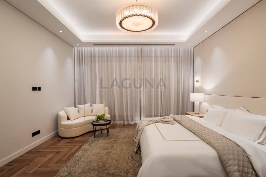 Exceptional style! Upgraded penthouse - Image 22