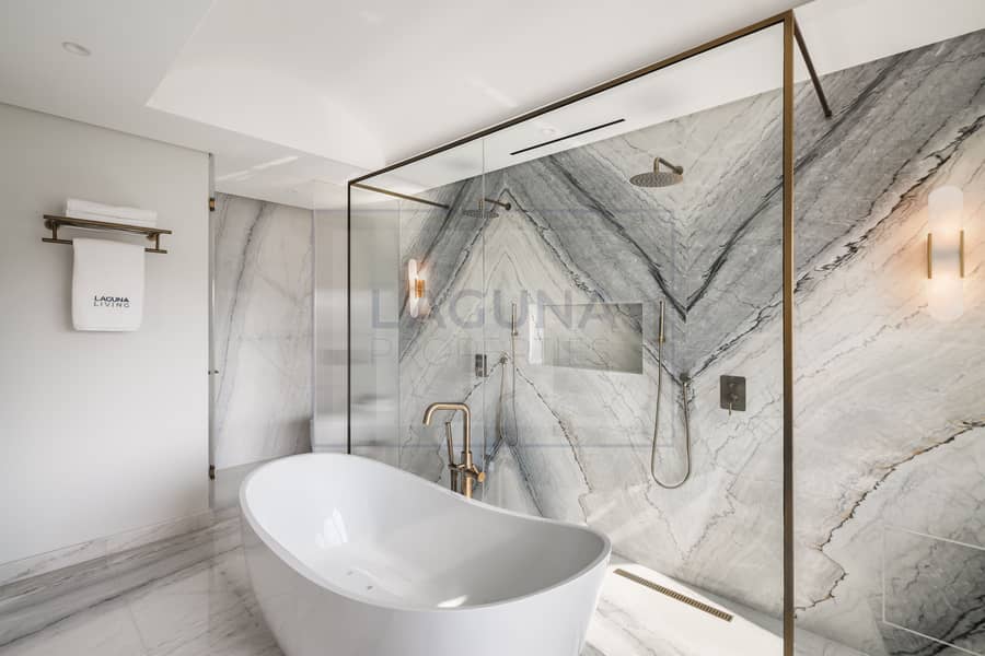 Exceptional style! Upgraded penthouse - Image 25