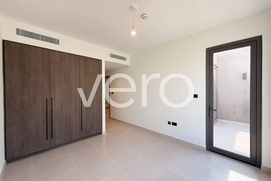 Single Row | 3BD | Close to Amenities - Image 9