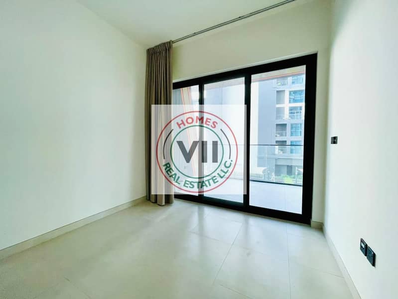 BURJ KHALIFA VIEW | READY TO MOVE | BUSINESS BAY