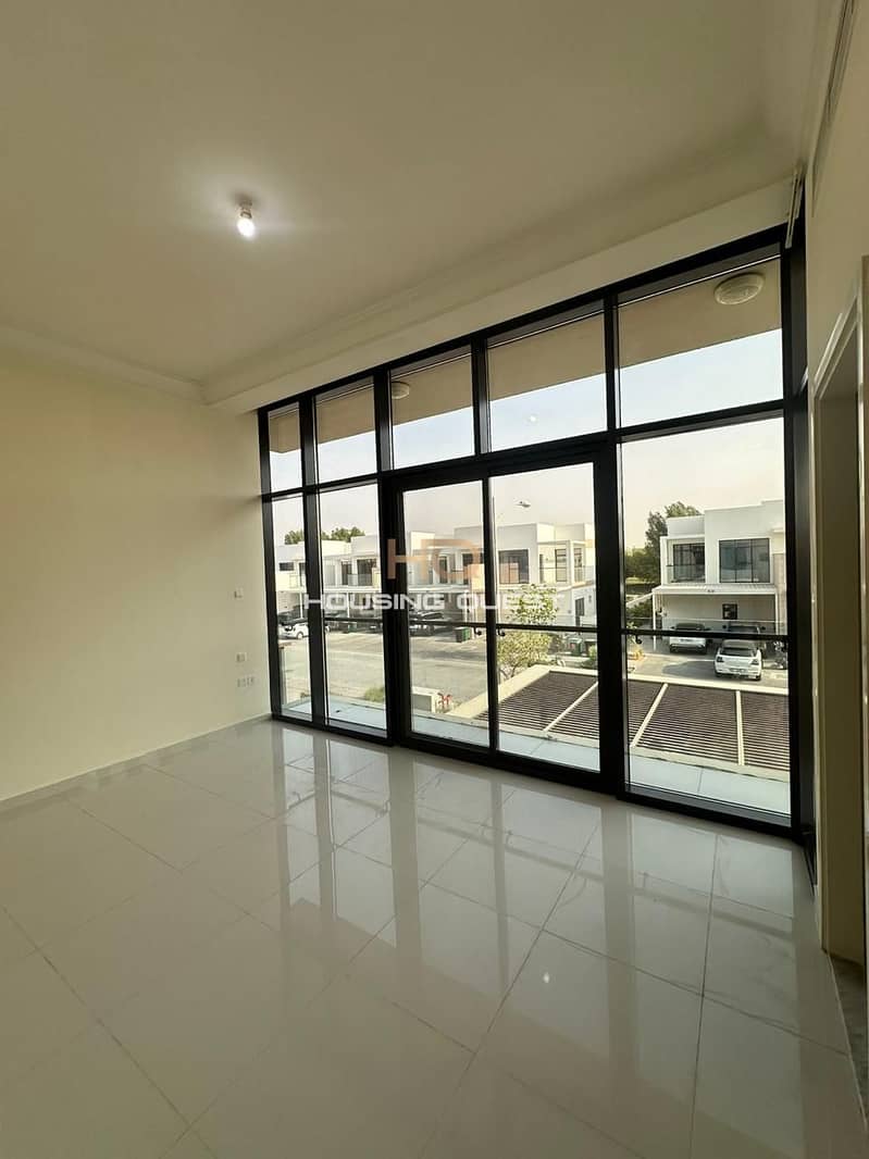 3 Bed + Maid | Semi Detached | Vacant - Image 6