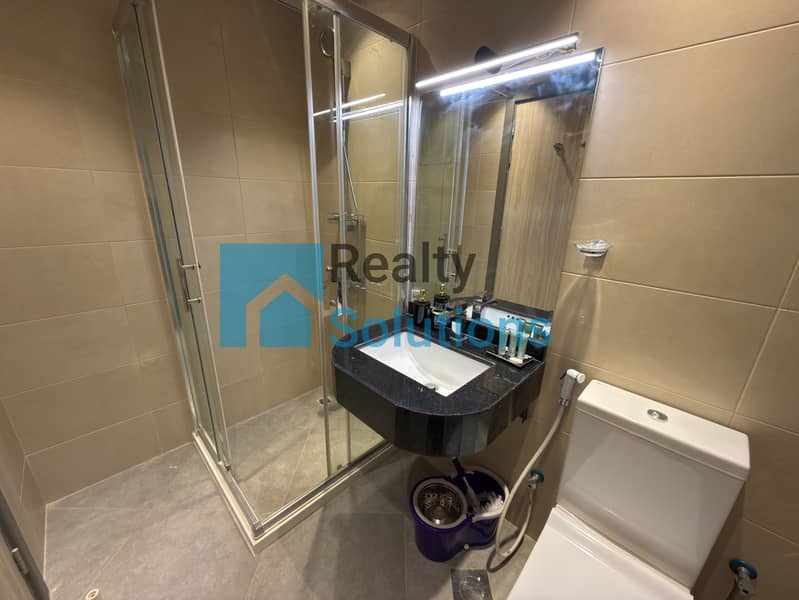 Swimming pool facing |Vacant on Transfer|Upgraded - Image 11