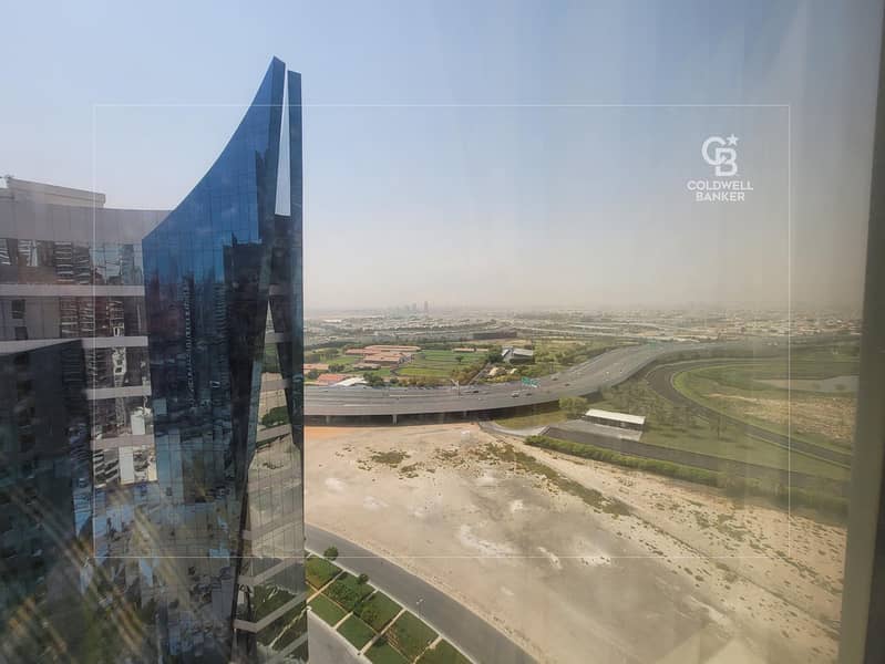 fully Furnished | Prime Location | High fFoor - Image 9