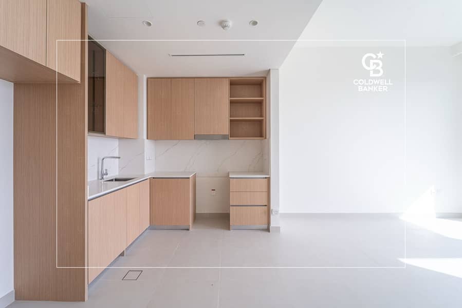 Walk-in Closet l Closed Kitchen l Spacious 3 BR - Image 6