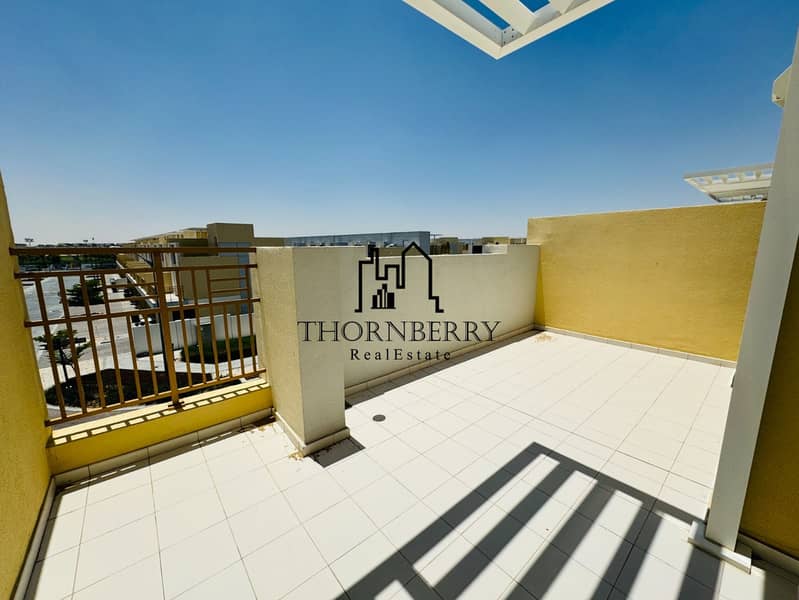 Single Row Townhouse | Middle Unit | Near to Amenities - Image 11