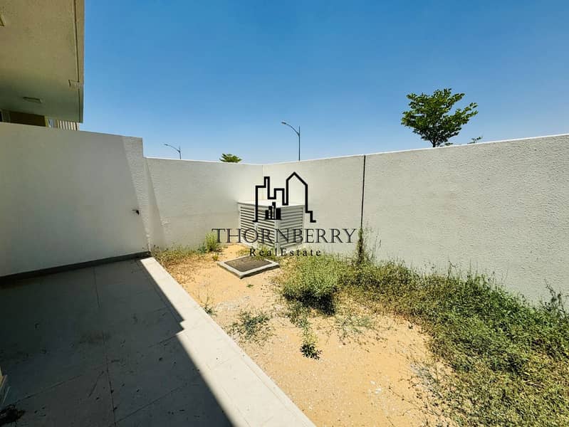 Single Row Townhouse | Middle Unit | Near to Amenities - Image 13