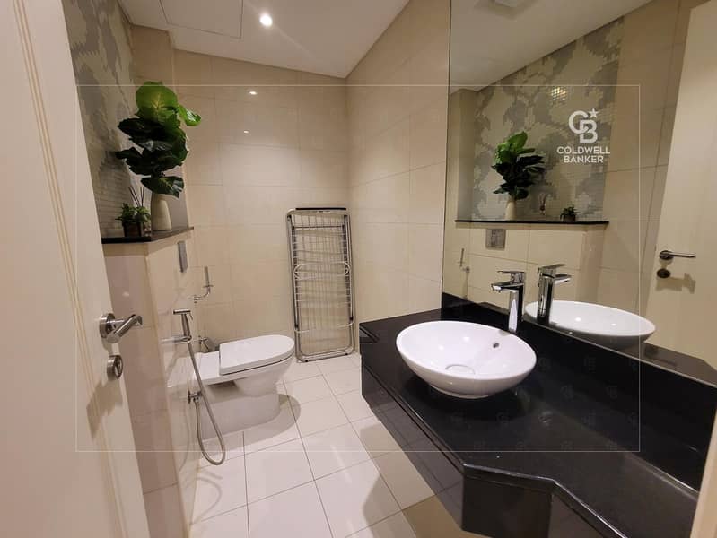 READY TO MOVE | FULLY FURNISHED | MIDDLE FLOOR - Image 12