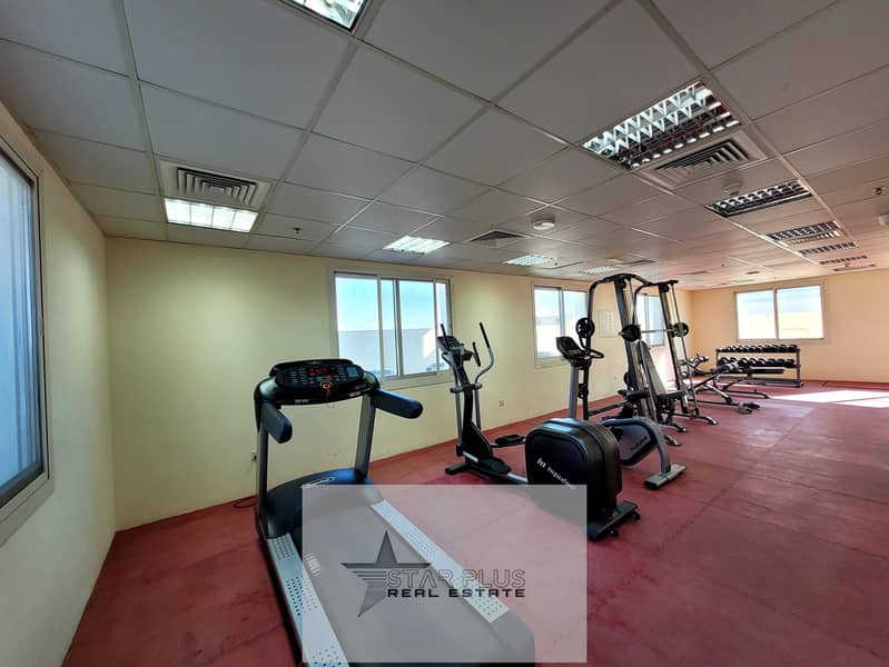 ON A PRIME LOCATION SPACIOUS 2 BEDROOM WITH CLOSED KITCHEN,2 BALCONIES HAVING GYM,POOL AND PARKING. - Image 12