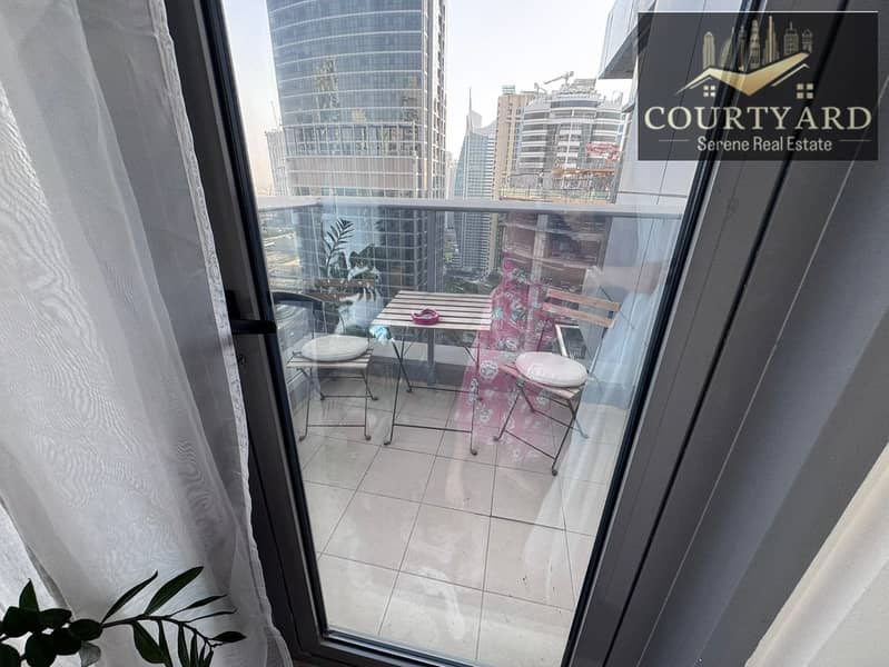 Chiller free | Ready to move | On Metro | High floor Marina - Image 11