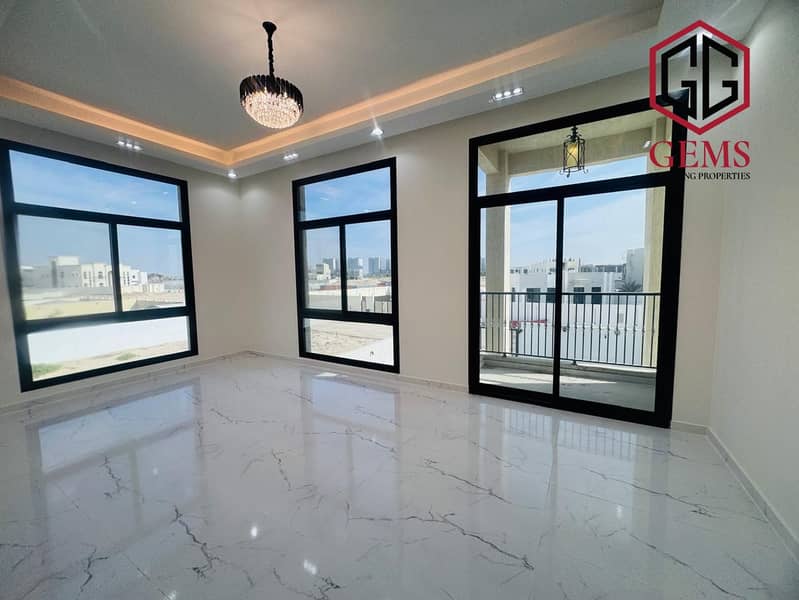 CORNER VILLA | HUGE AREA | MODERN | GARDEN