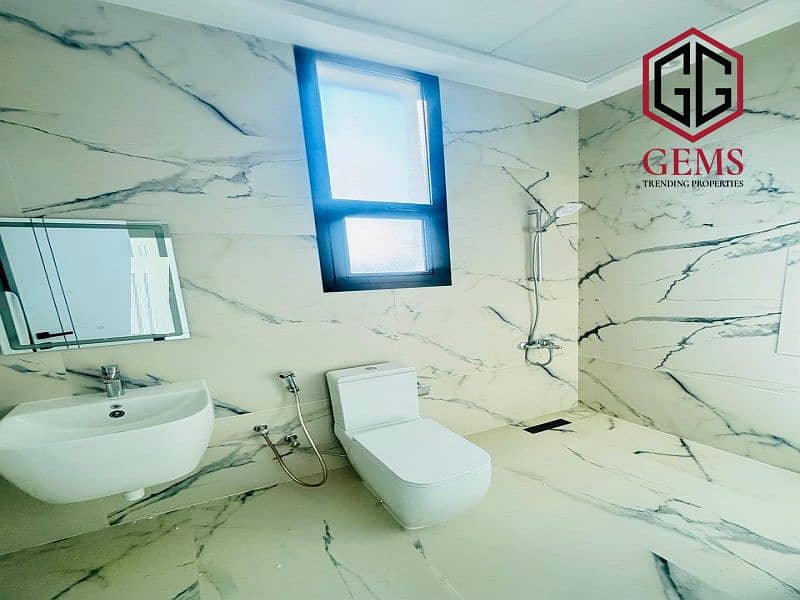 CORNER VILLA | HUGE AREA | MODERN | GARDEN - Image 12