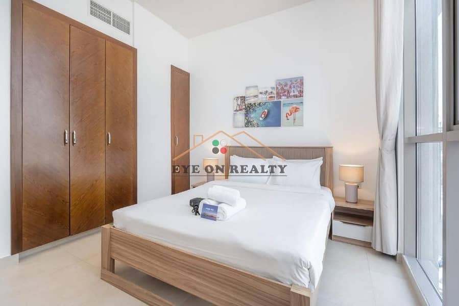 Luxury Apartment | Vaastu Layout | Sunset View.