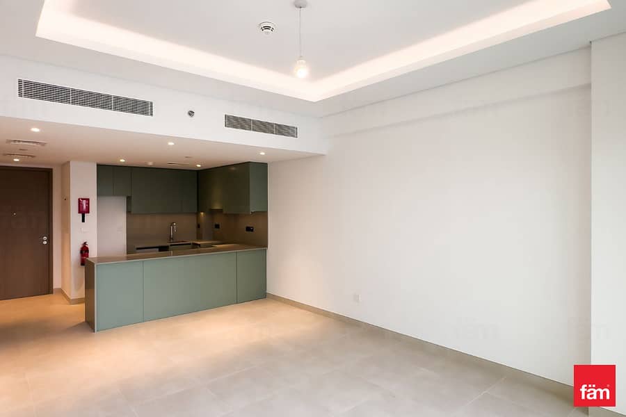 Stunning Park View| High Floor | Spacious Layout