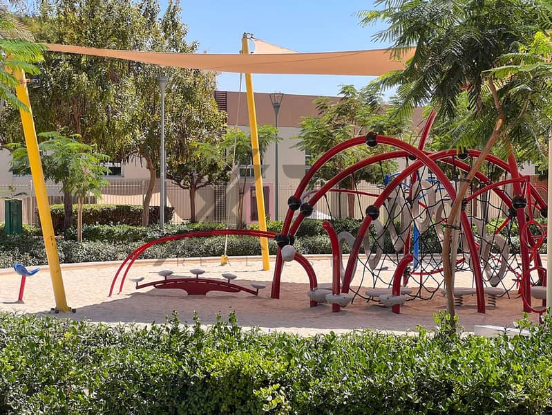 Large Studio | Fully Furnished | Vacant Soon - Image 8