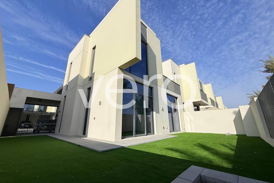 Single Row | Vacant | Great Price