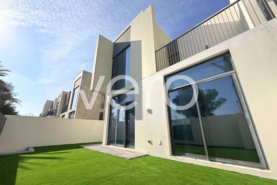 Single Row | Vacant | Great Price