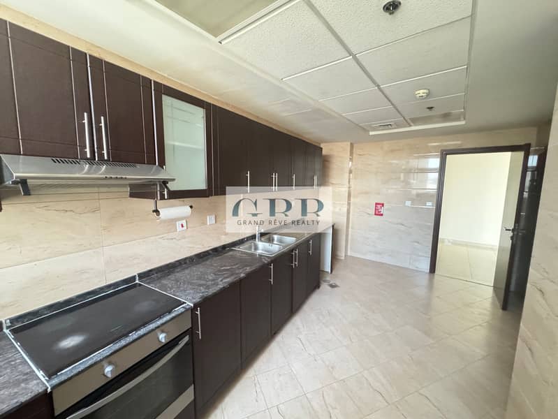 3BR + Maid + store | Massive size | close kitchen - Image 11