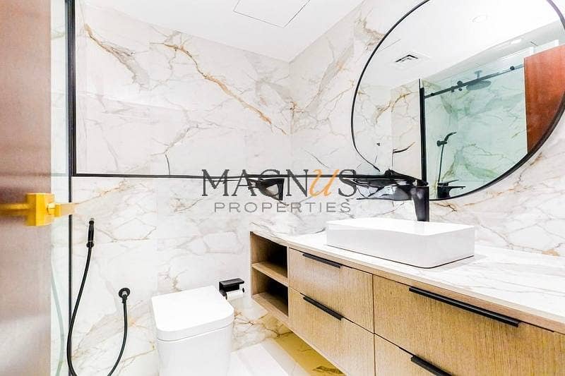 VACATING SOON | UPGRADED | SEA VIEW - Image 24