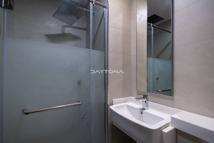 2 BED + MAID | SEMI FURNISHED | HEART OF DSO - Image 8