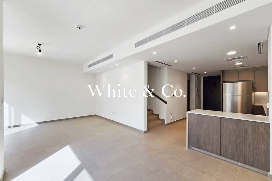 3Bed+Maid |Available February |Single Row