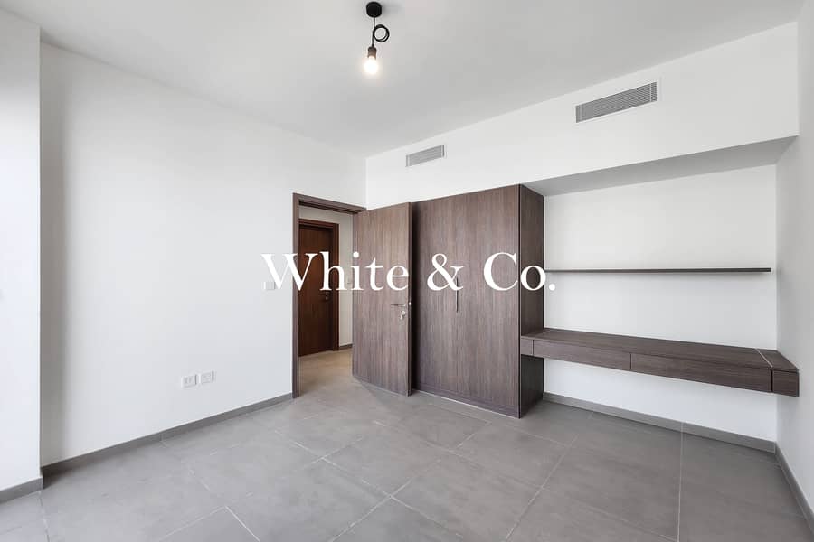 3Bed+Maid |Available February |Single Row