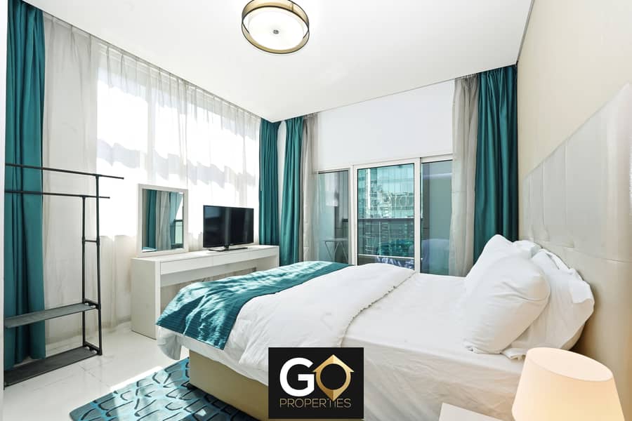 Canal View | One Bedroom | Furnished