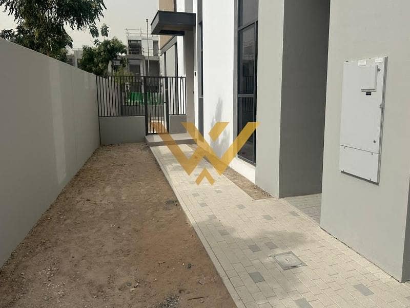 Brand New | Fully Equipped Kitchen | Vacant - Image 17