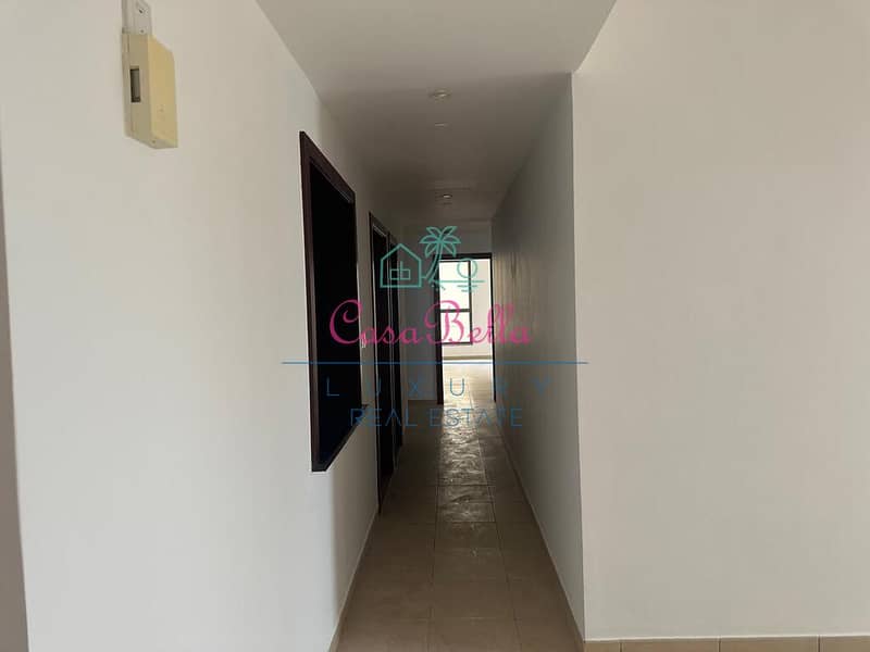 Sea View | with Maid Room | Big Layout-High Floor - Image 12