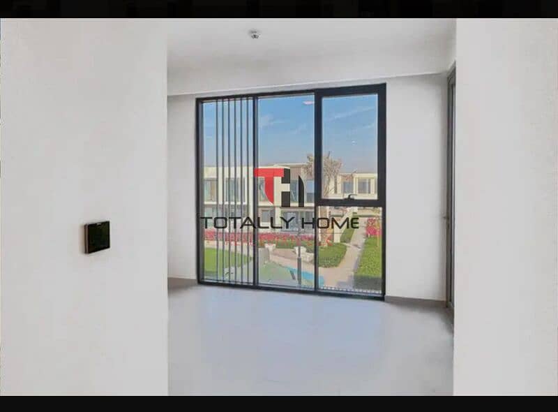 Brand New l Close To Pool l Multiple cheques - Image 9