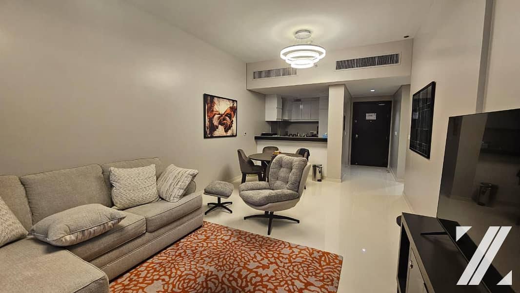 Panoramic Golf Course and Lake View I Furnished