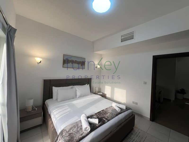 Upgraded Fully Furnished | 5 Bedrooms with Pool - Image 18