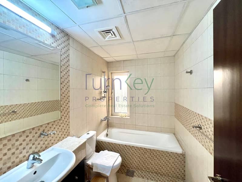 Upgraded Fully Furnished | 5 Bedrooms with Pool - Image 23