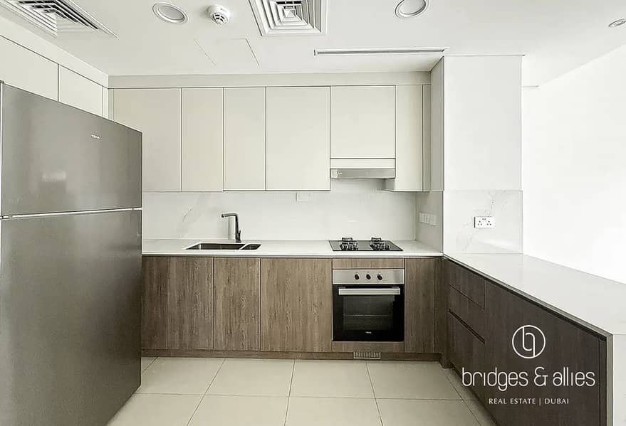 GREEN BELT | PARK BACKING | SINGLE ROW | NEAR ENTR - Image 6