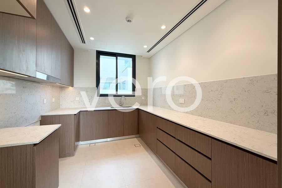 Park Backing | Pool Facing | Large Plot