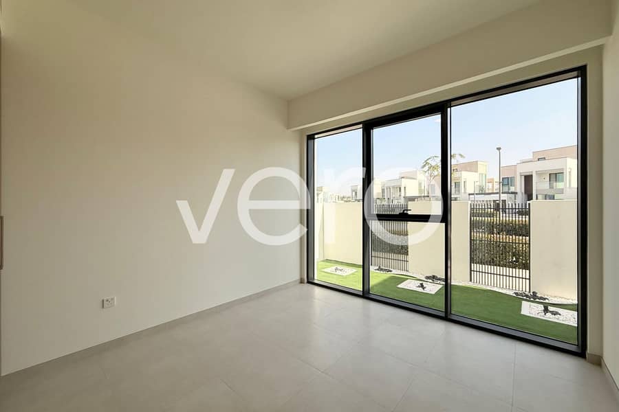 Park Backing | Pool Facing | Large Plot - Image 6